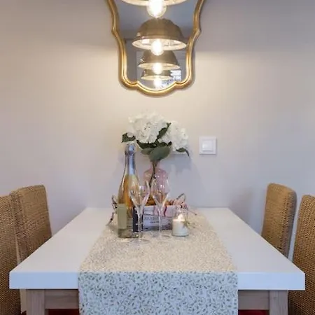 Rosebury 1 Bedroom Free Street Parking-5min From Colmar *