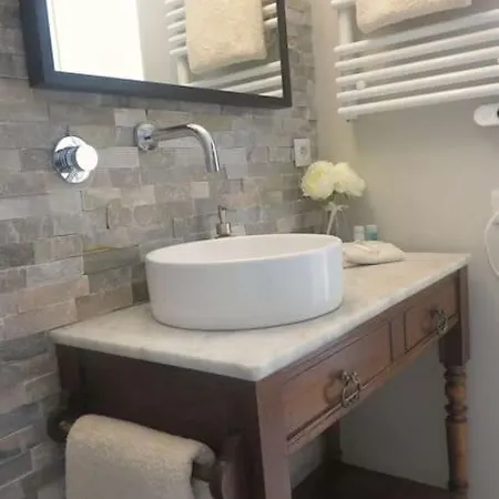 Rosebury 1 Bedroom - Terrasse- Free Street Parking فينتزنهايم