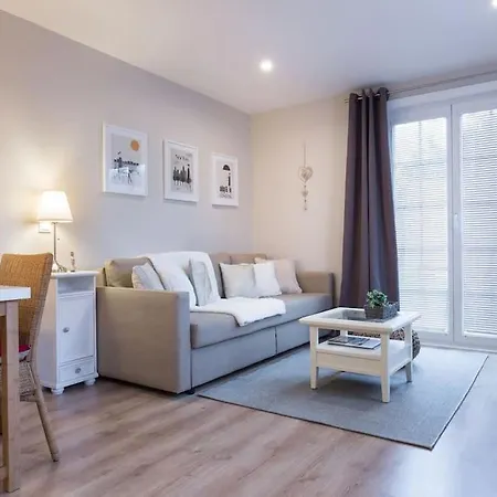 Rosebury 1 Bedroom Free Street Parking-5min From Colmar Dom wakacyjny *