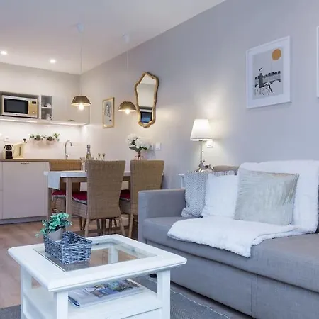 Rosebury 1 Bedroom - Terrasse- Free Street Parking بيت للعطل فينتزنهايم